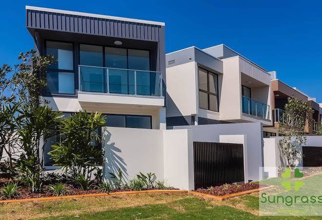 Residences At The Peninsula Image