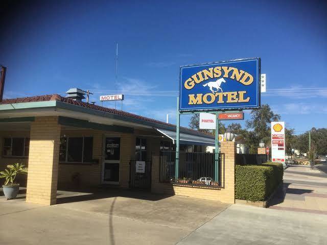 Gunsynd Motor Inn Image