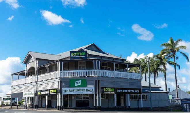 The australian hotel