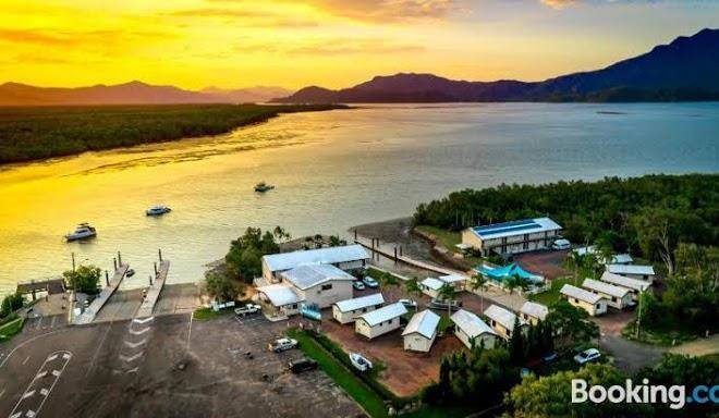 Hinchinbrook marine cove motel