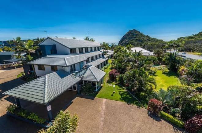 Rosslyn bay resort