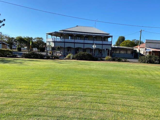 Lockyer hotel