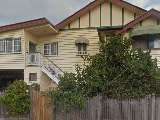 Beachside queenslander