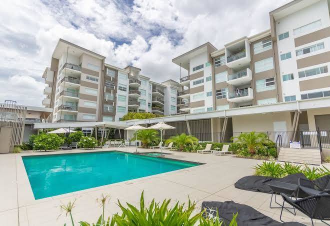 Boulevard north lakes