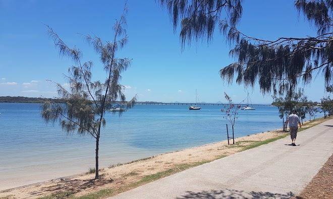 Bribie island square