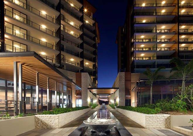 Oaks redcliffe mon komo suites