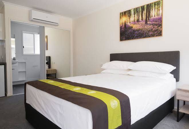 Petrie mill motel