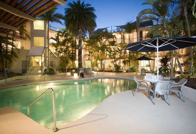 Noosa tropicana