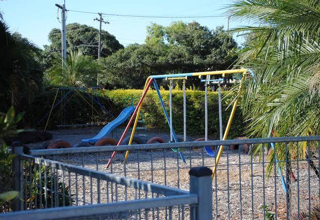 Riverside tourist park