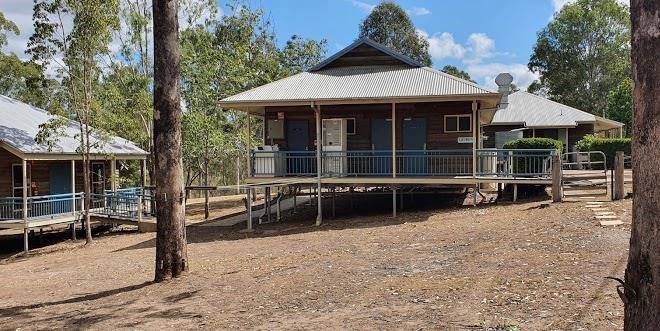 Moogerah lakeside bush retreat
