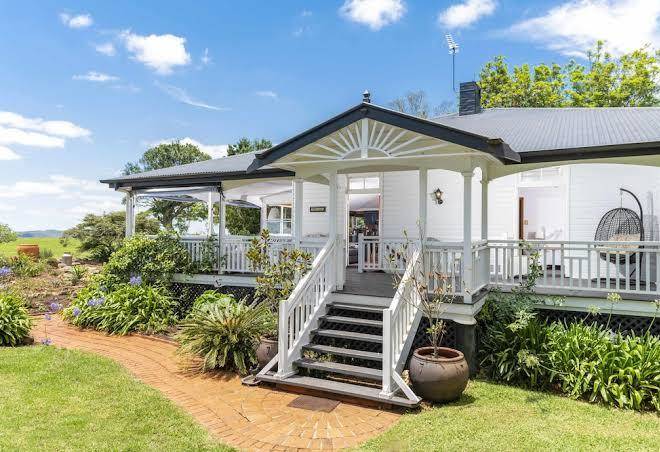 Rosewood Estate Image