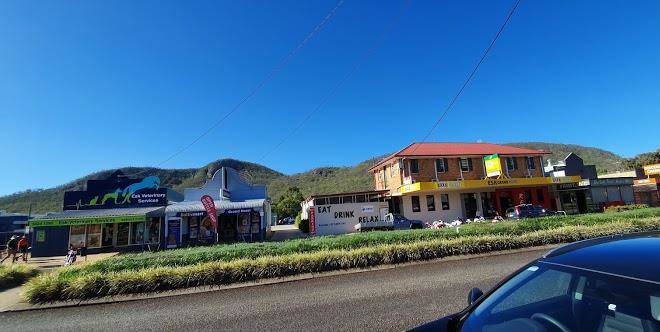 Esk grand hotel