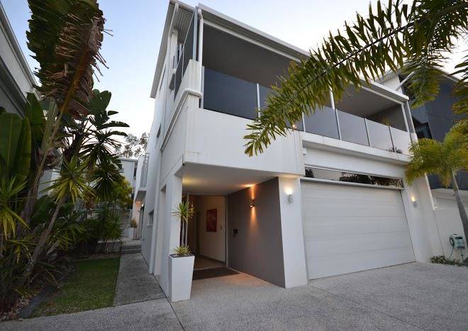 Sunshine coast beach accommodation
