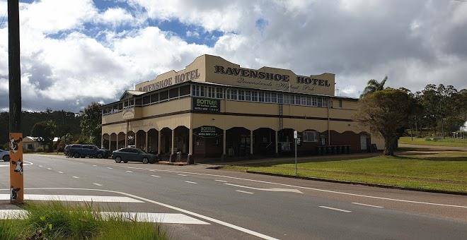 Ravenshoe Hotel Image