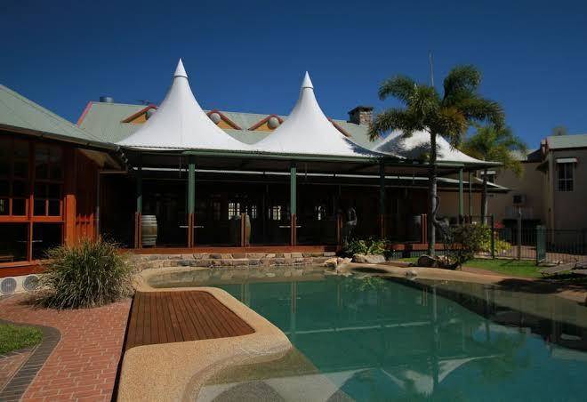 Tinaroo lake resort