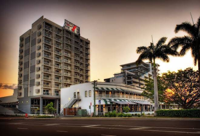 Oaks townsville metropole hotel