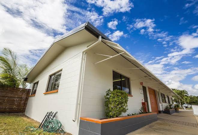 Secura lifestyle magnetic gateway townsville