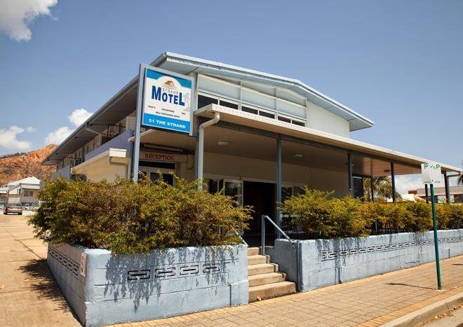 Strand motel townsville