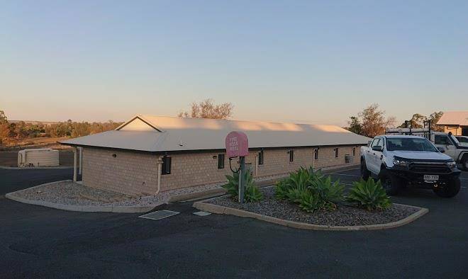 Bushlander Motel Image