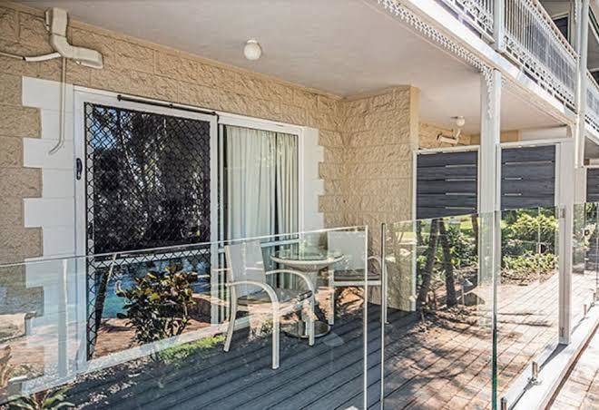 Colonial Palms Motor Inn Image