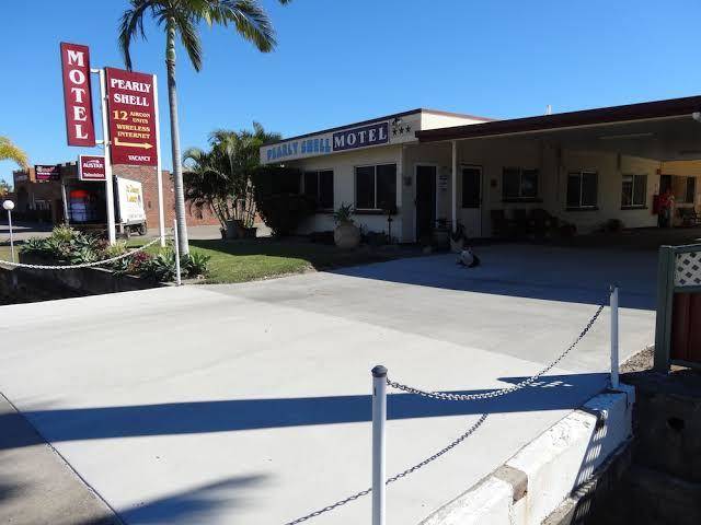 Pearly shell motel