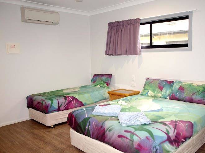 Reef gardens motel proserpine