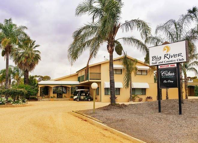 Big river golf and country club