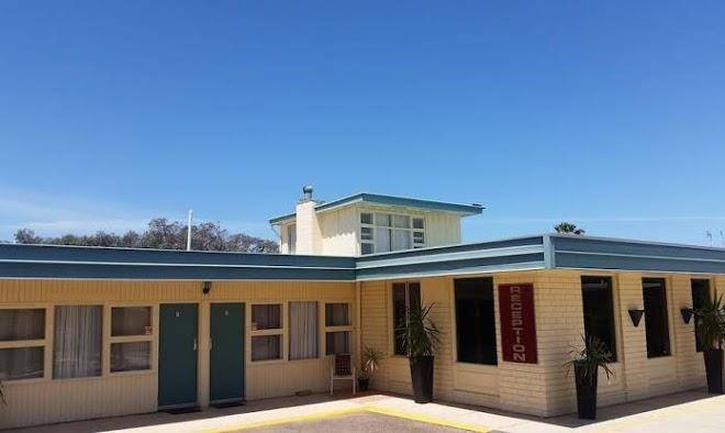 Ceduna east west motel