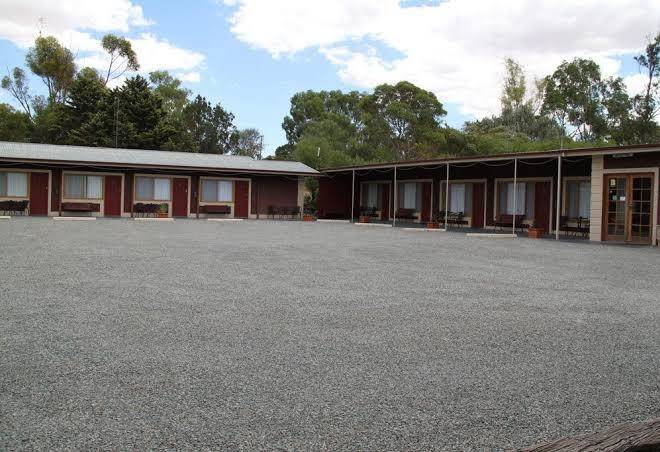Auburn shiraz motel