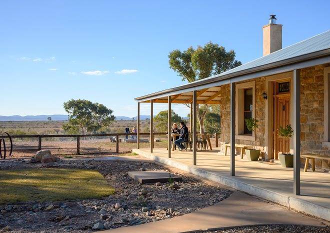 Flinders bush retreats