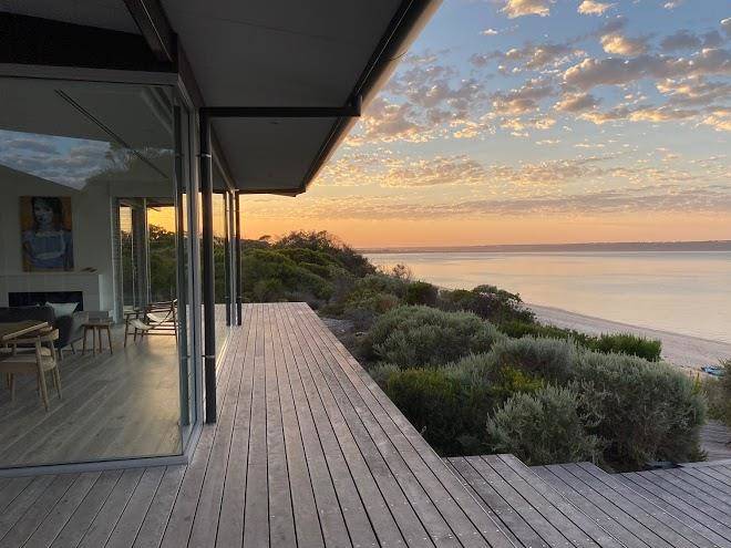 One kangaroo island
