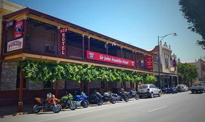 Sir john franklin hotel