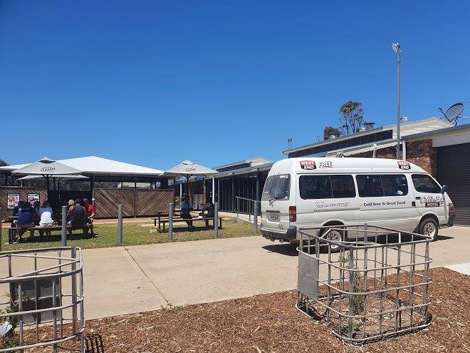 Coffin bay hotel