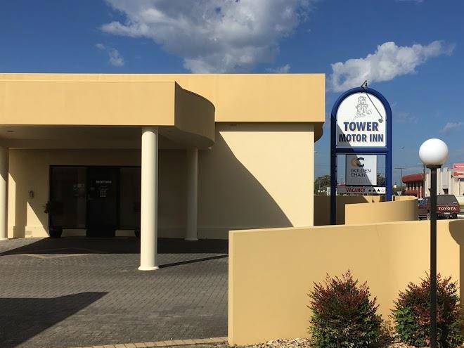 Golden chain tower motor inn