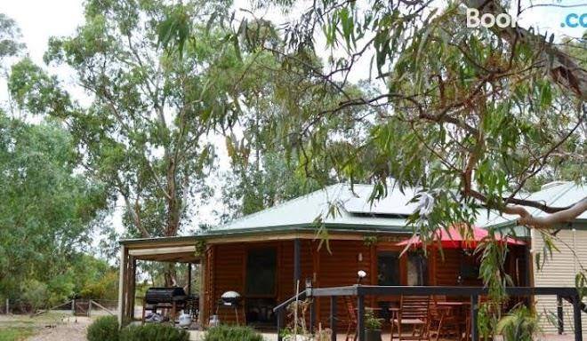 Friends At Mclaren Vale Bnb & Tours Image