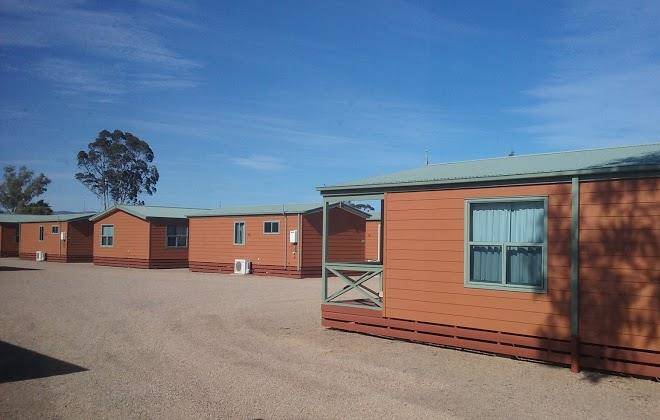 Bentley's cabin park port pirie