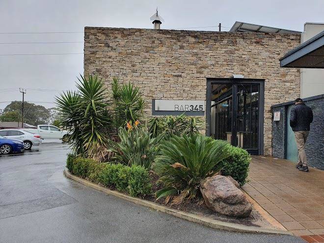 Blue Gums Hotel Motel Image