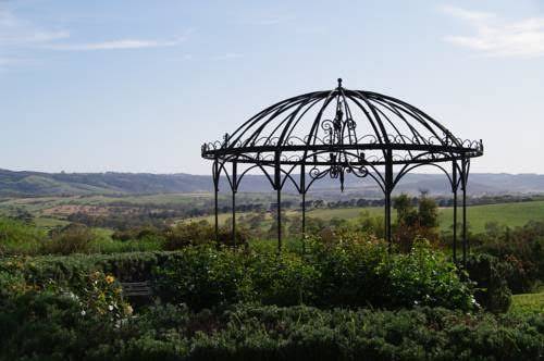 Pear tree hollow