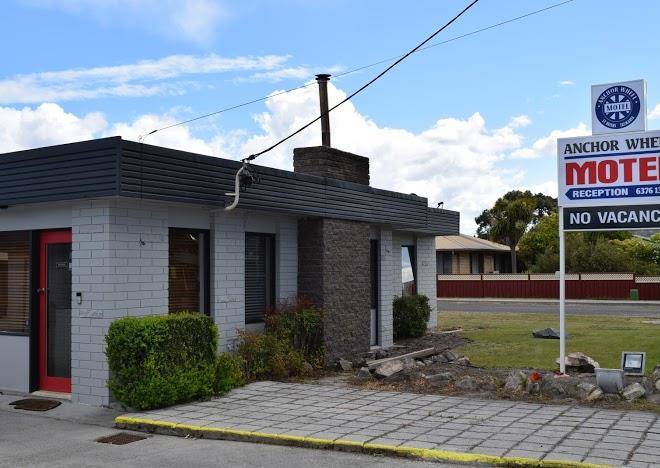 Anchor wheel motel