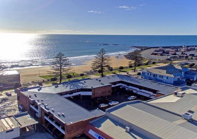 Beachfront voyager motor inn