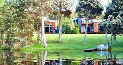 Ulverstone river retreat accommodation