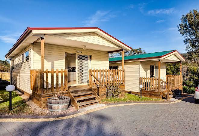 Wintersun gardens motel