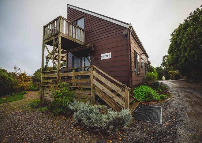 Carinya farm holiday retreat