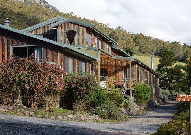 Silver ridge retreat