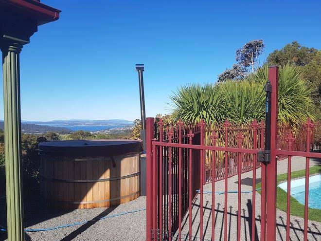 The hobart entrance