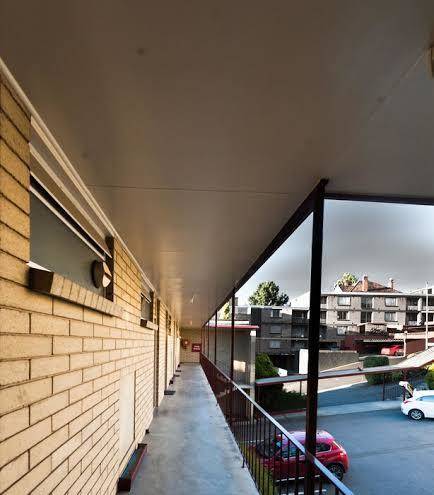 Parklane motel