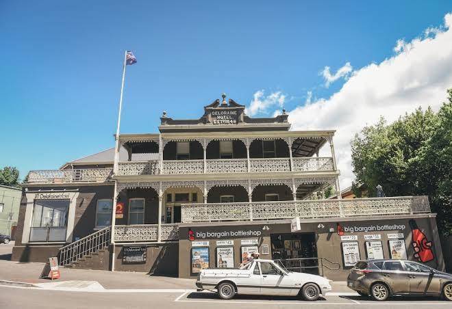 Deloraine hotel