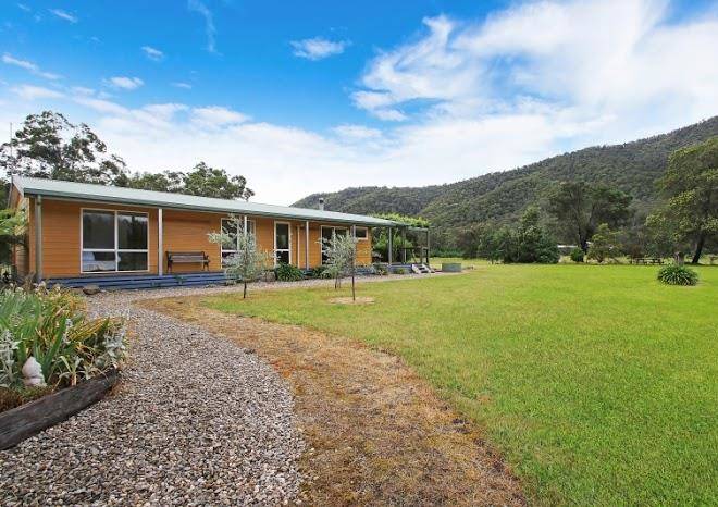 Feathertop views and dorm