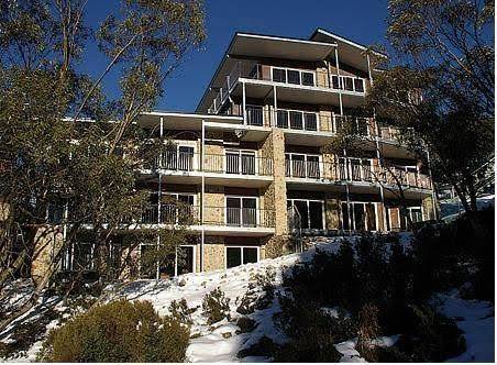 Pretty valley alpine lodge