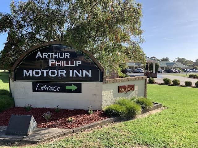 Arthur phillip motor inn